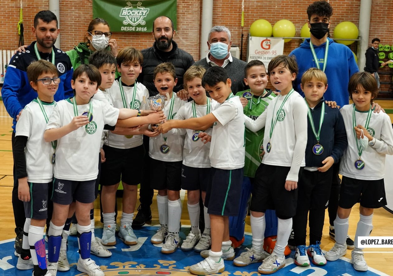 El Madre Asunción de Málaga campeón del Campeonato de Andalucía Benjamin Masculino de Hockey Sala