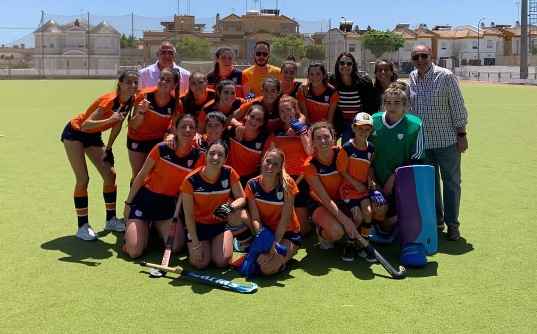 El CH San Fernando revalida la Liga Andaluza de Primera División Femenina Hierba