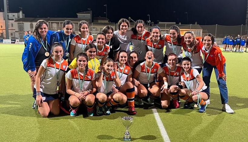 EL CH SAN FERNANDO; CAMPEONAS DE LA II COPA DE ANDALUCÍA CADETE FEMENINA