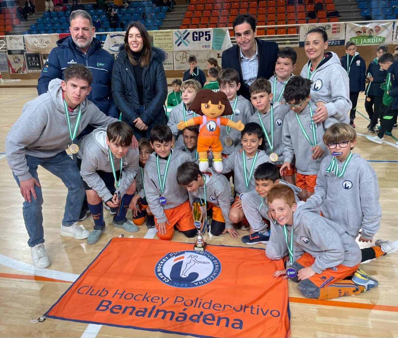 EL CH BENALMÁDENA, NUEVO CAMPEÓN DE ANDALUCÍA BENJAMÍN DE HOCKEY SALA